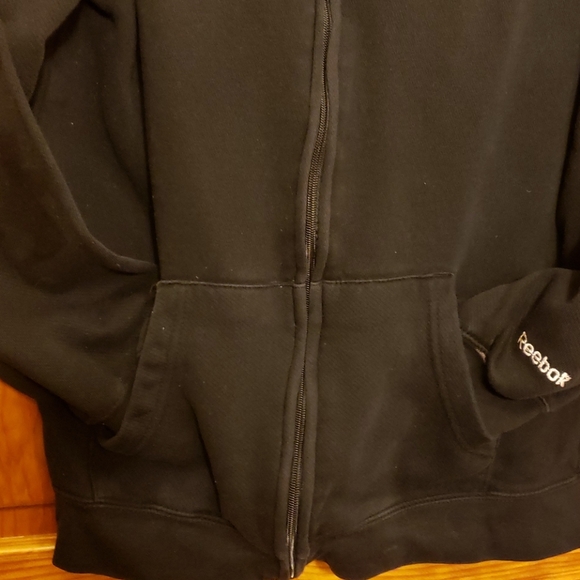 Boston Bruins boys XL sweatshirt - Picture 6 of 7